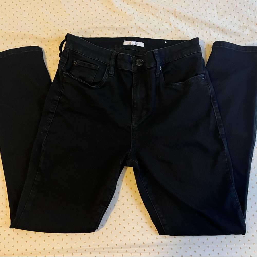 Size 30, women’s high waisted black pants purchased from stitch fix